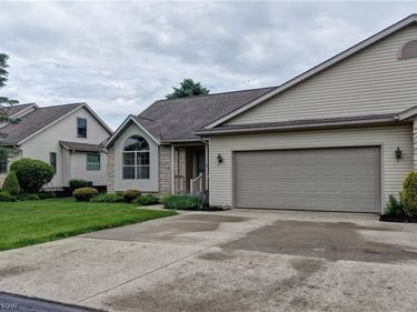 611 Pond View Circle NW, Strasburg, OH 44680