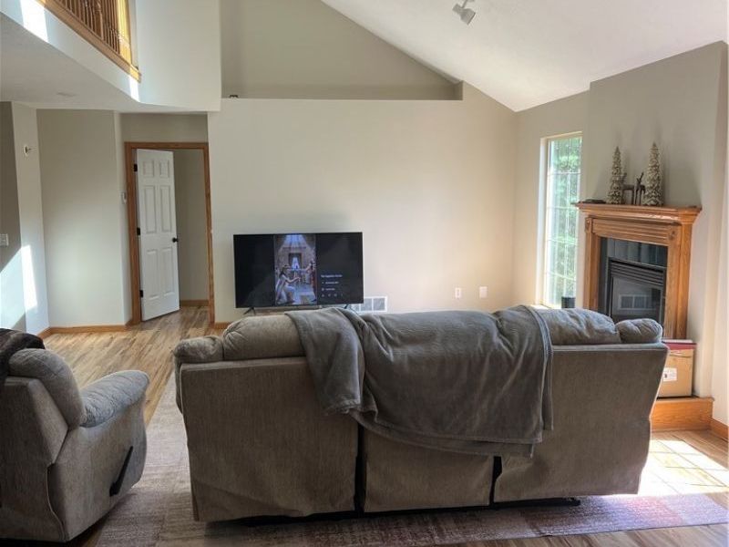 611 Pond View Circle NW, Strasburg, OH 44680 Photo 3