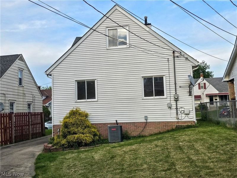 4838 E 86th Street, Garfield Heights, OH 44125 Photo 37