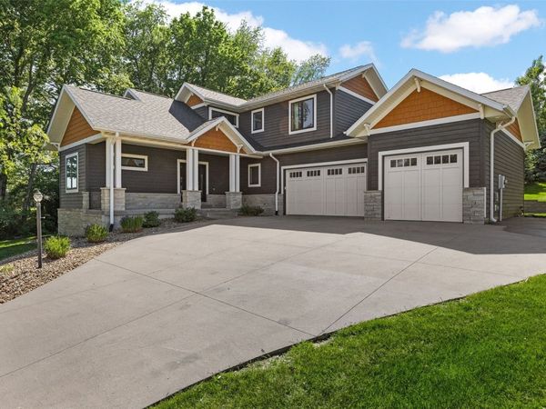 2856 Ash Street , Coralville, IA 52241