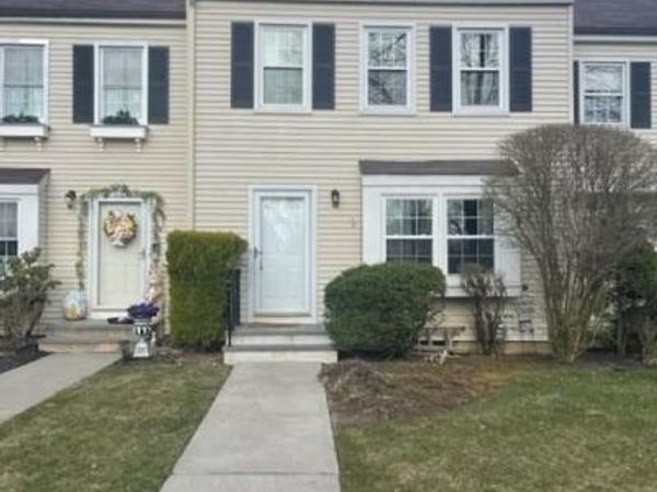 48 Wexford Drive, Mendham Borough, NJ 07945