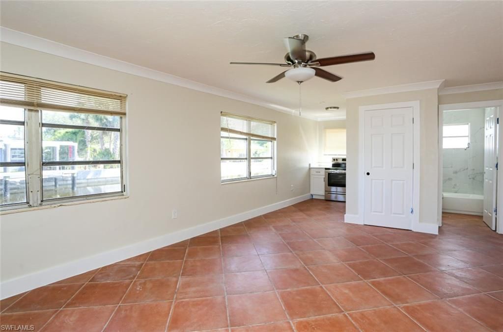 2777 Shoreview Dr, Unit 2, Naples, FL 34112 Photo