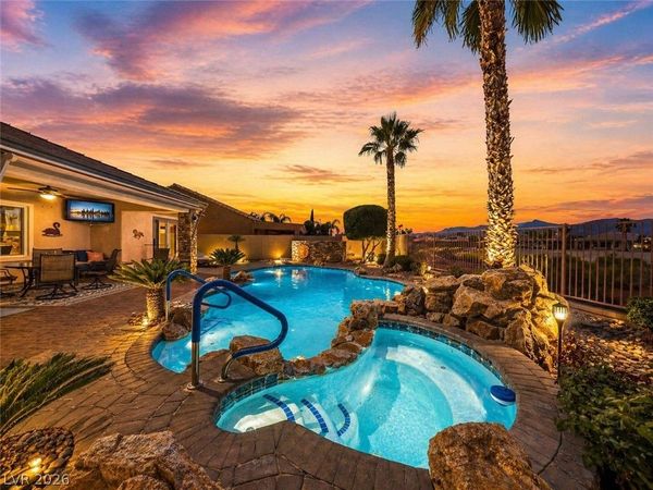 8133 Bay Dunes Street , Las Vegas, NV 89131