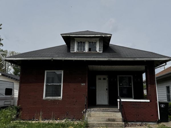 1419 Marine Street, South Bend, IN 46635