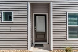 375 Logan St. photo 4
