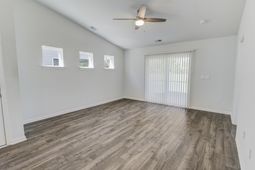 375 Logan St. photo 4