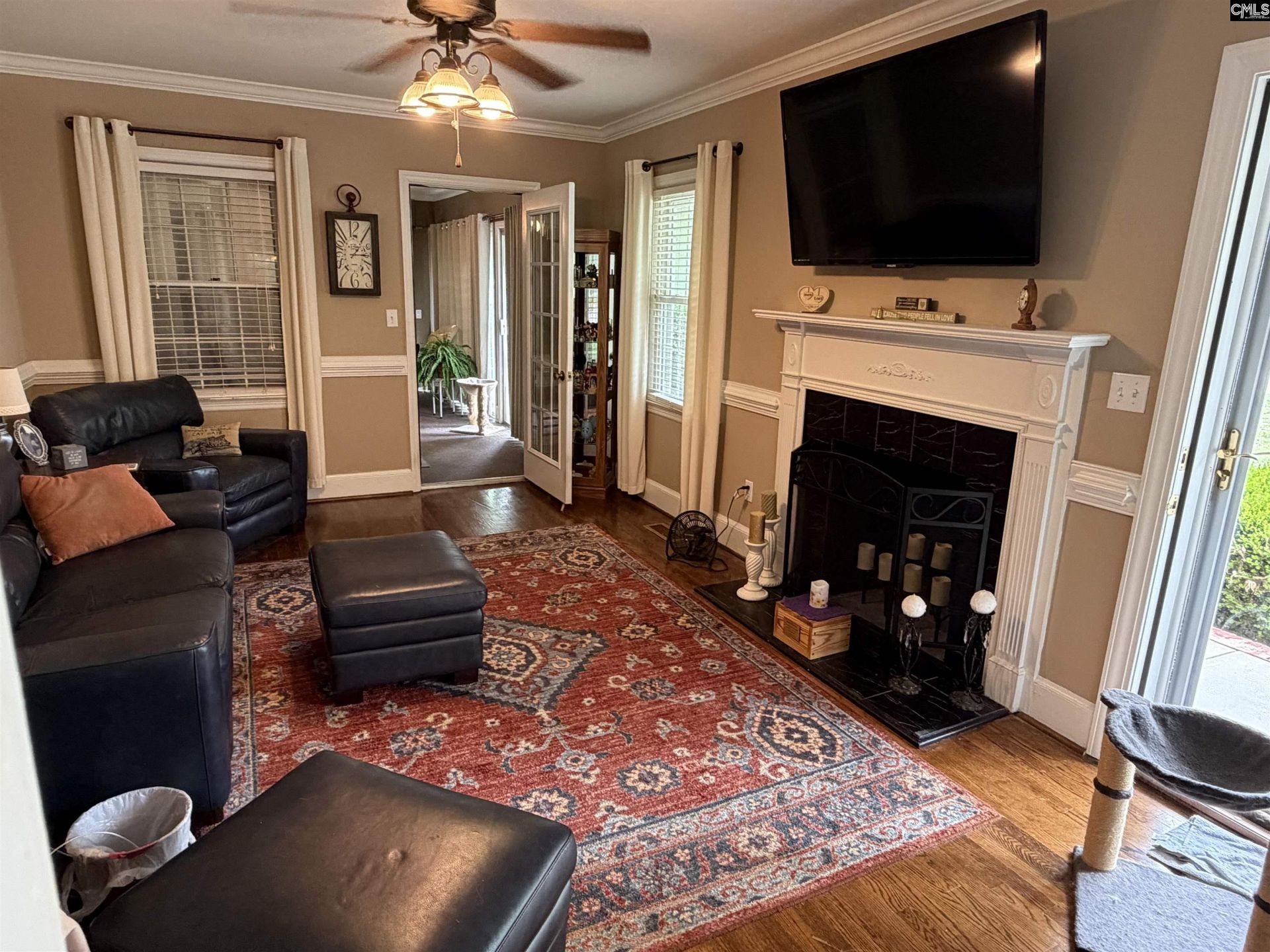 202 W Stevens Drive  Photo 11