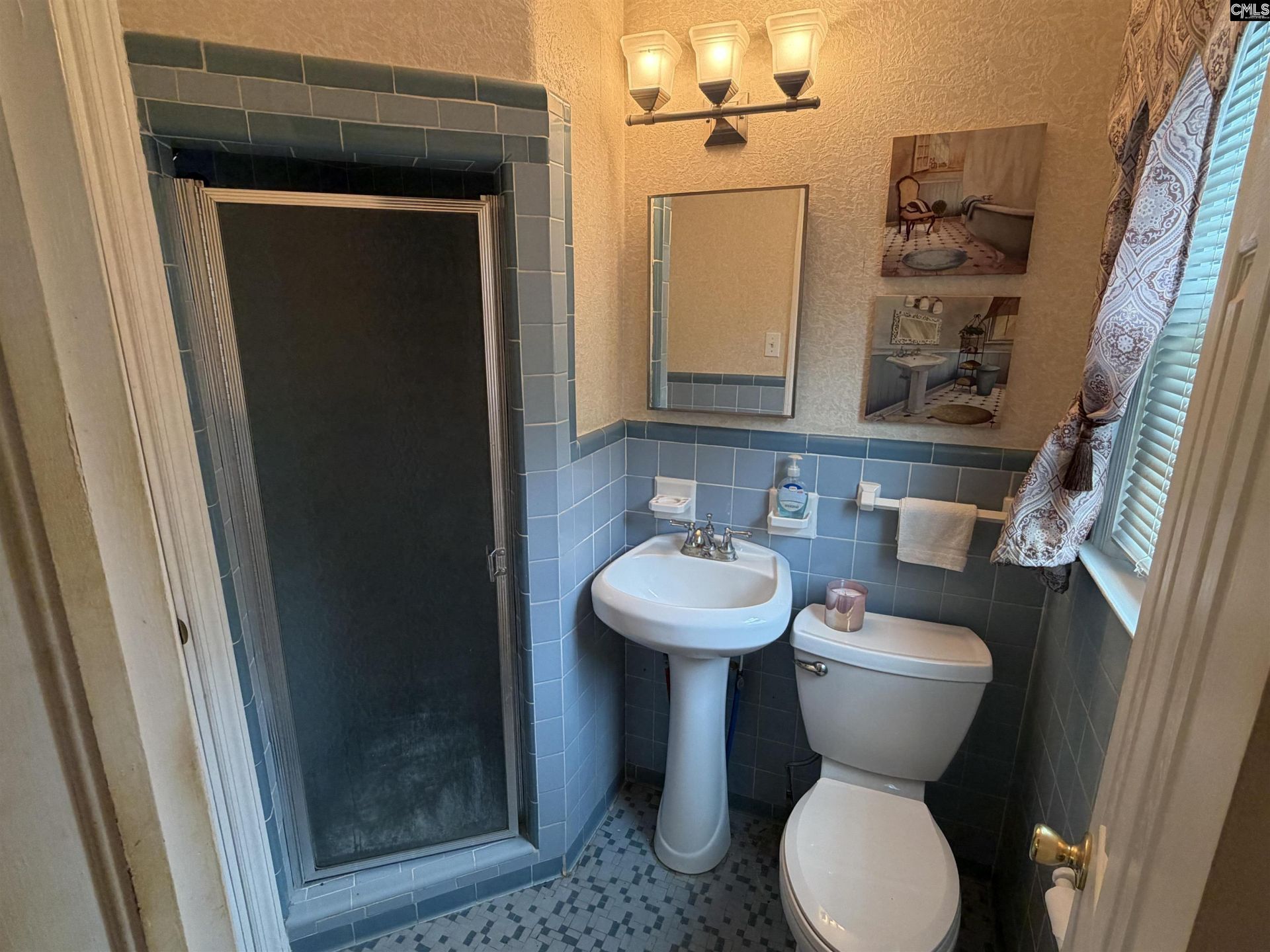 202 W Stevens Drive  Photo 23
