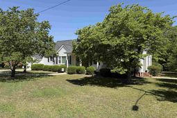 202 W Stevens Drive  photo 4