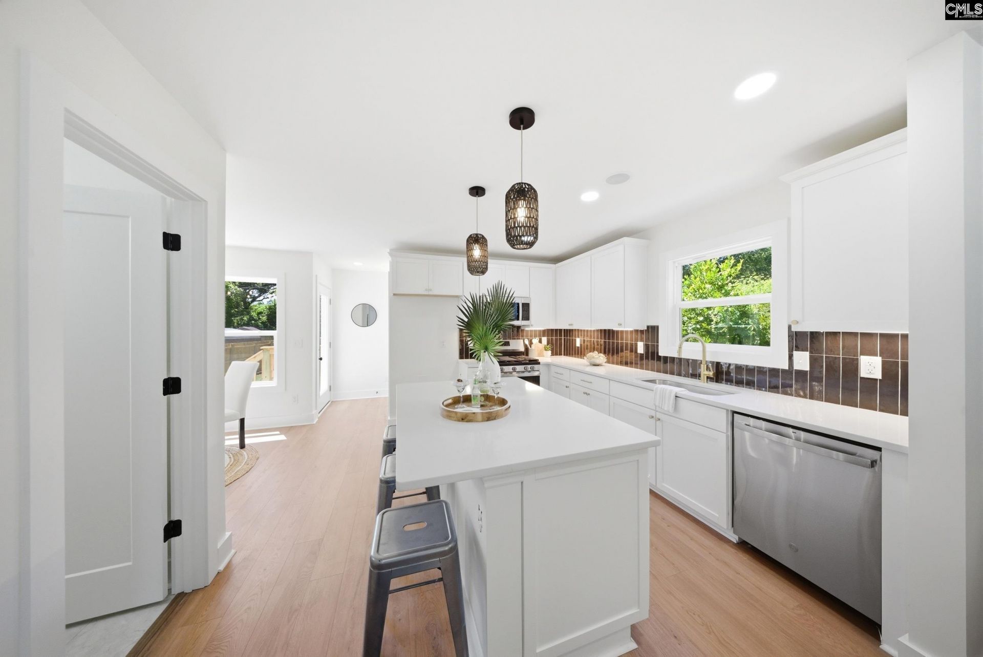 1235 Oakland Avenue  Photo 6