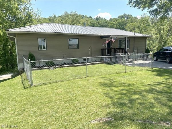 459 Elizabeth Pike, Mineral Wells, WV 26150