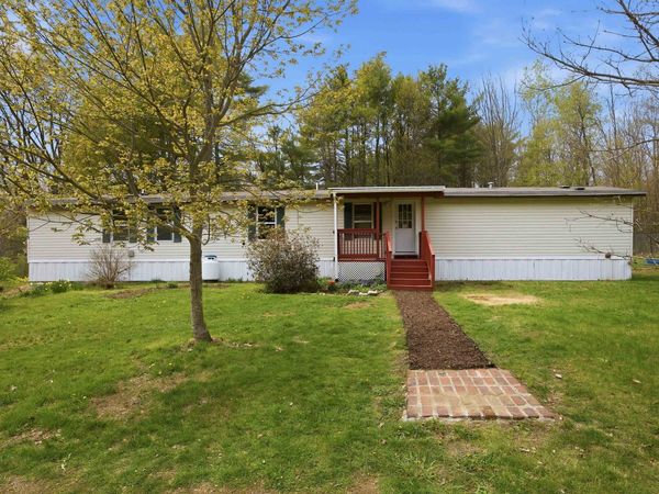 215 Leavitt Road, Pittsfield, NH 03263