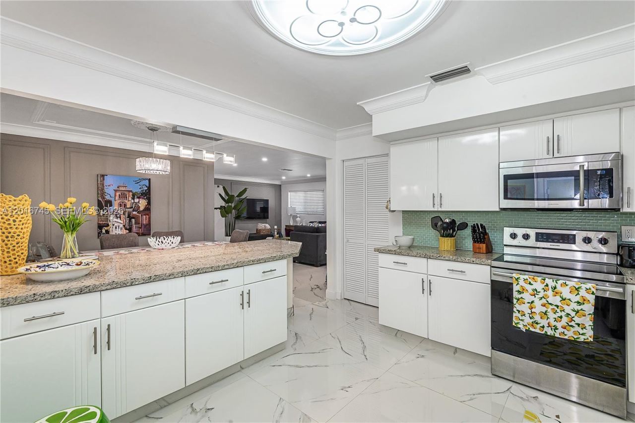 1521 Arthur St , Unit 1521, Hollywood, FL 33020 Photo