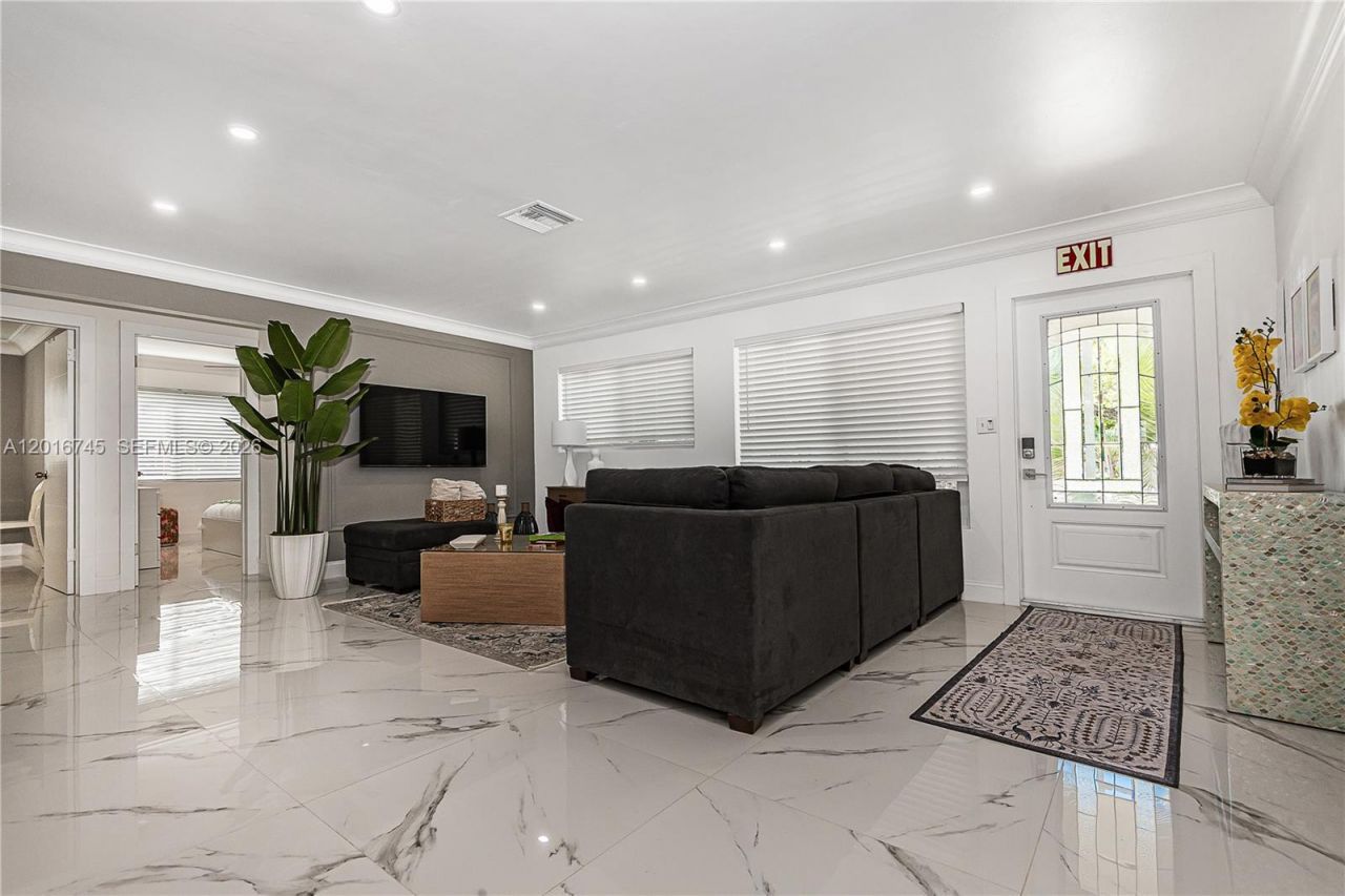 1521 Arthur St , Unit 1521, Hollywood, FL 33020 Photo