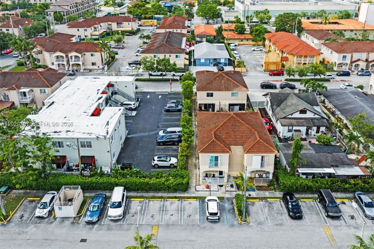 255 E 3rd St, Unit 1, Hialeah, FL 33010 Photo