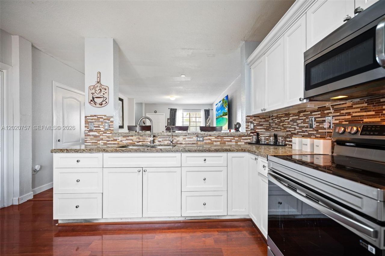 255 E 3rd St, Unit 1, Hialeah, FL 33010 Photo