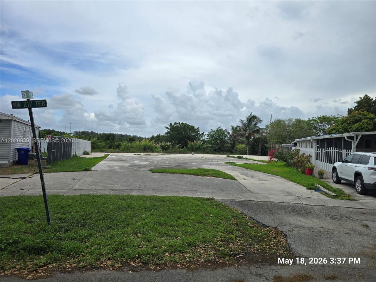 21740 NW 1st St , Pembroke Pines, FL 33029 Photo