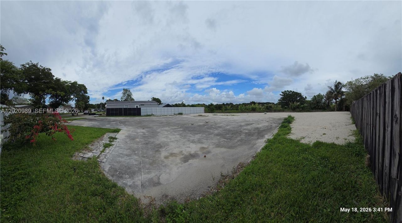 21740 NW 1st St , Pembroke Pines, FL 33029 Photo