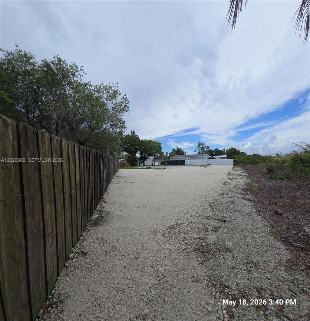 21740 NW 1st St , Pembroke Pines, FL 33029 Photo