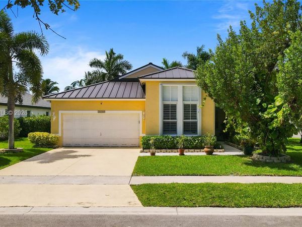 16350 SW 11th St, Pembroke Pines, FL 33027