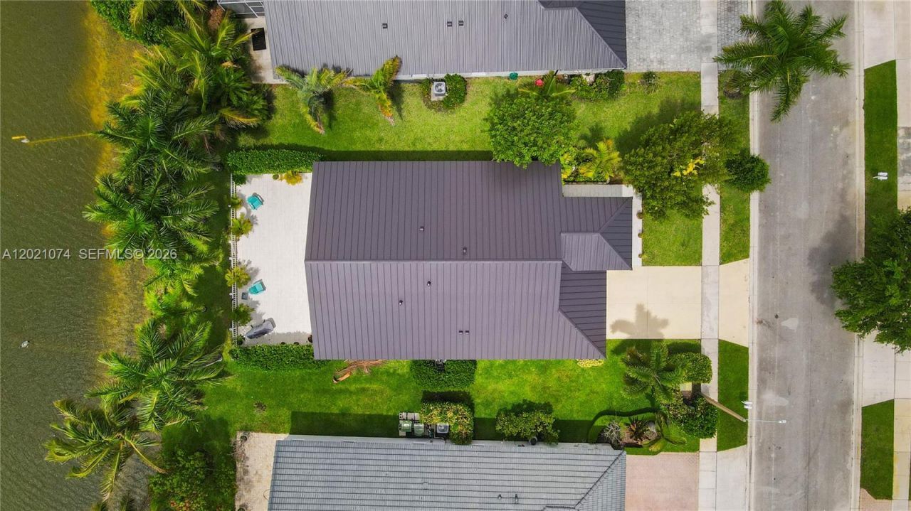 16350 SW 11th St, Pembroke Pines, FL 33027 Photo