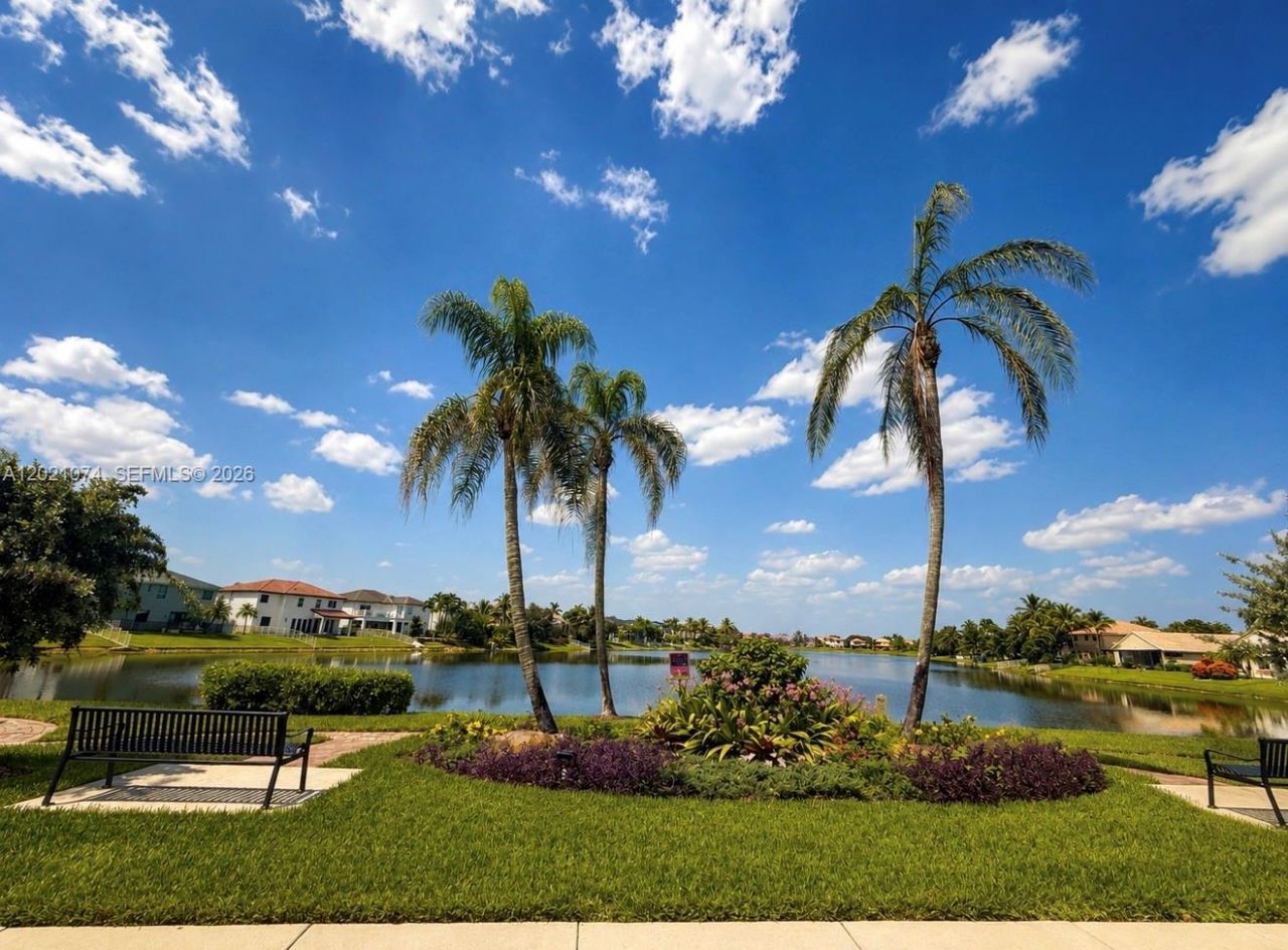 16350 SW 11th St, Pembroke Pines, FL 33027 Photo
