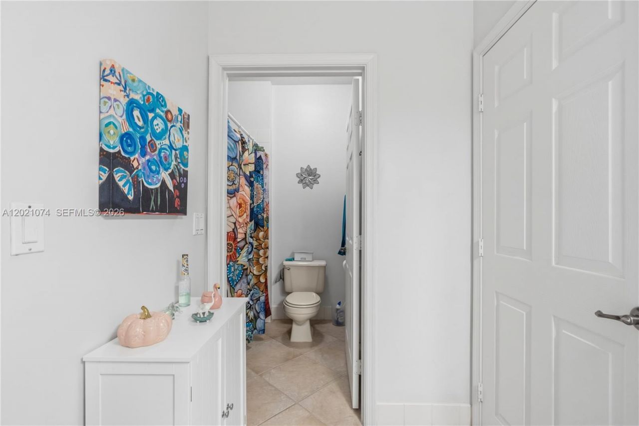 16350 SW 11th St, Pembroke Pines, FL 33027 Photo