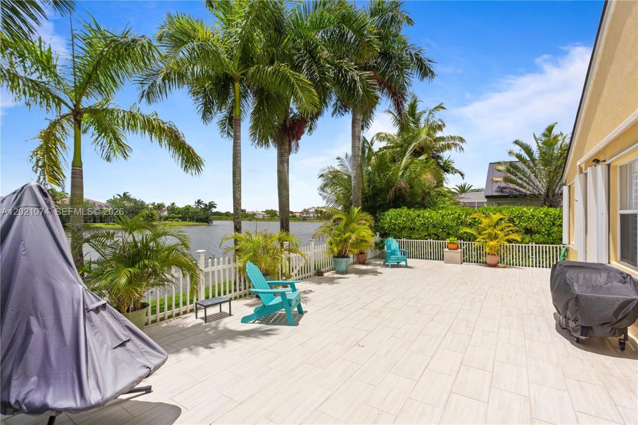 16350 SW 11th St, Pembroke Pines, FL 33027 Photo