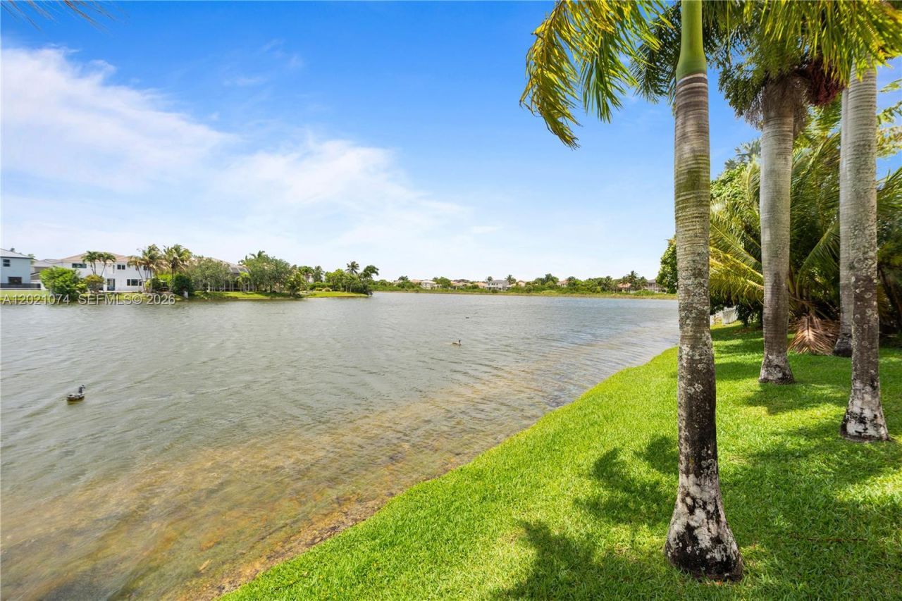 16350 SW 11th St, Pembroke Pines, FL 33027 Photo