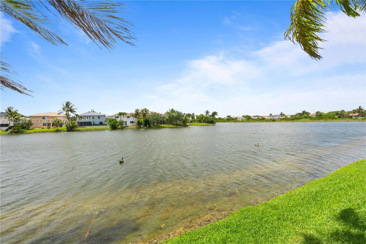 16350 SW 11th St, Pembroke Pines, FL 33027 Photo