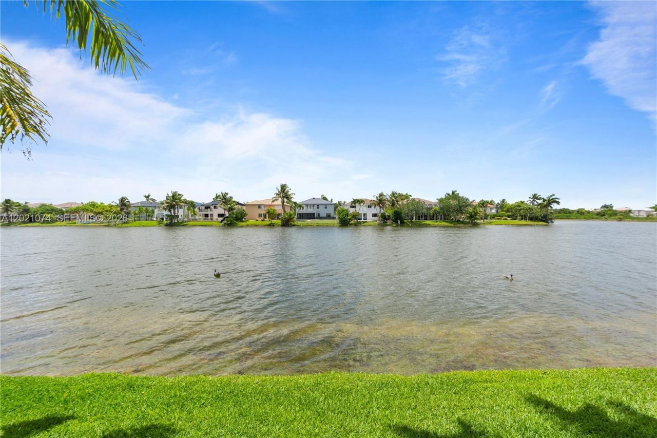 16350 SW 11th St, Pembroke Pines, FL 33027 Photo