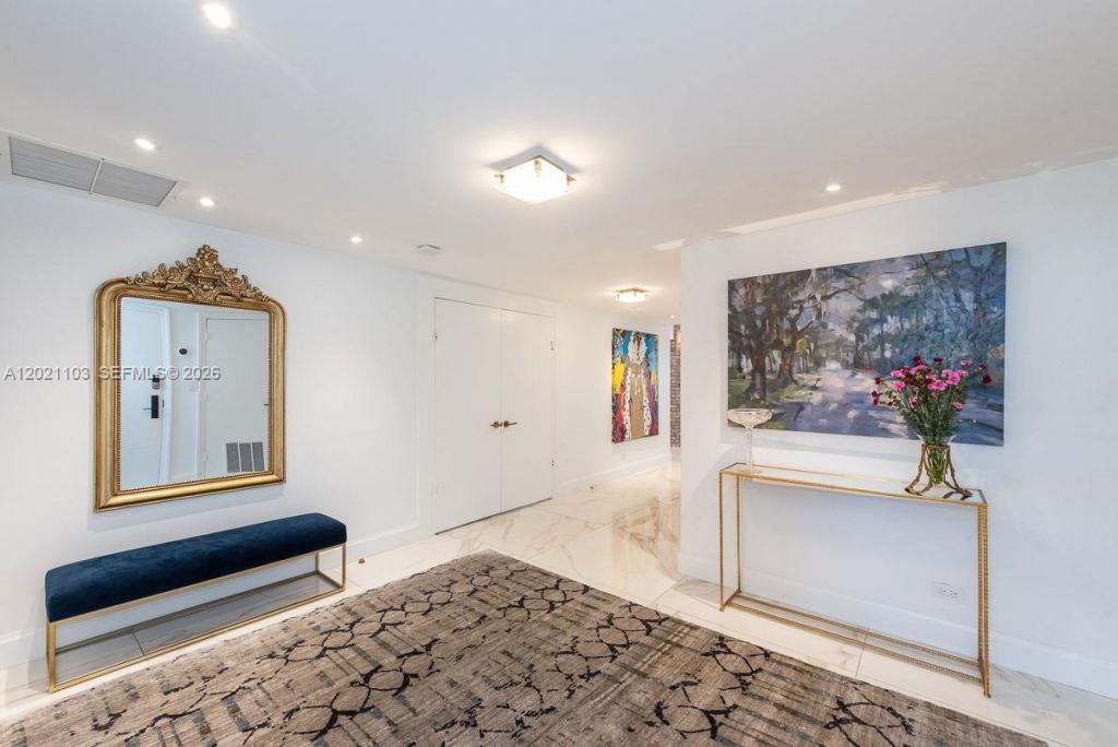 10180 W Bay Harbor Dr , Unit 4A, Bay Harbor Islands, FL 33154 Photo