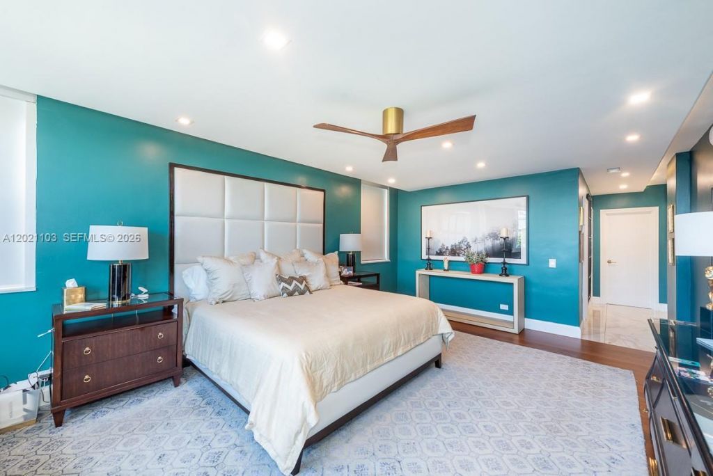 10180 W Bay Harbor Dr , Unit 4A, Bay Harbor Islands, FL 33154 Photo