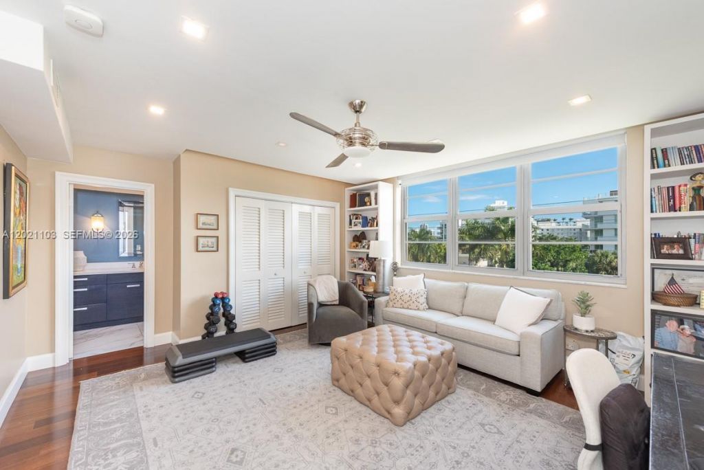 10180 W Bay Harbor Dr , Unit 4A, Bay Harbor Islands, FL 33154 Photo