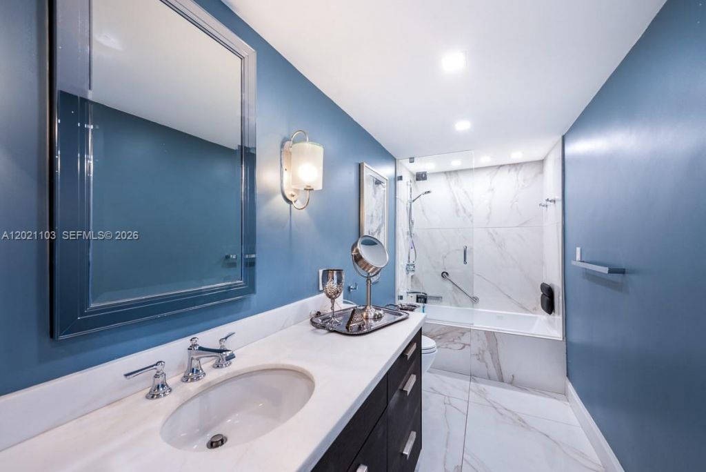 10180 W Bay Harbor Dr , Unit 4A, Bay Harbor Islands, FL 33154 Photo