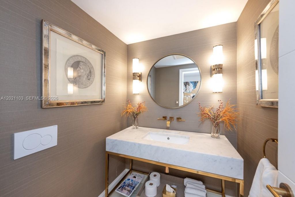 10180 W Bay Harbor Dr , Unit 4A, Bay Harbor Islands, FL 33154 Photo