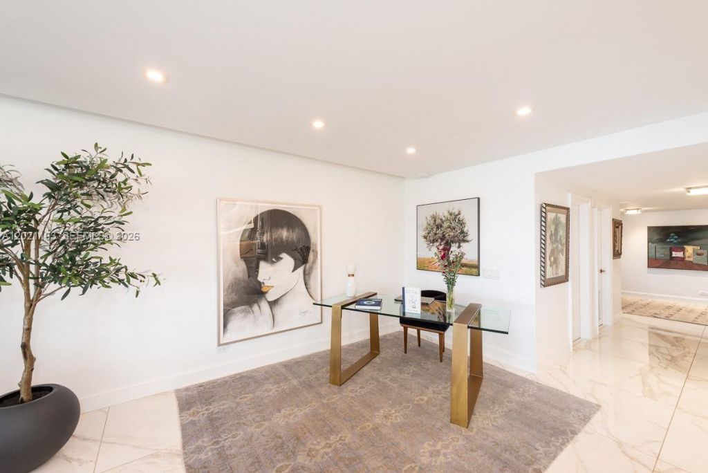 10180 W Bay Harbor Dr , Unit 4A, Bay Harbor Islands, FL 33154 Photo