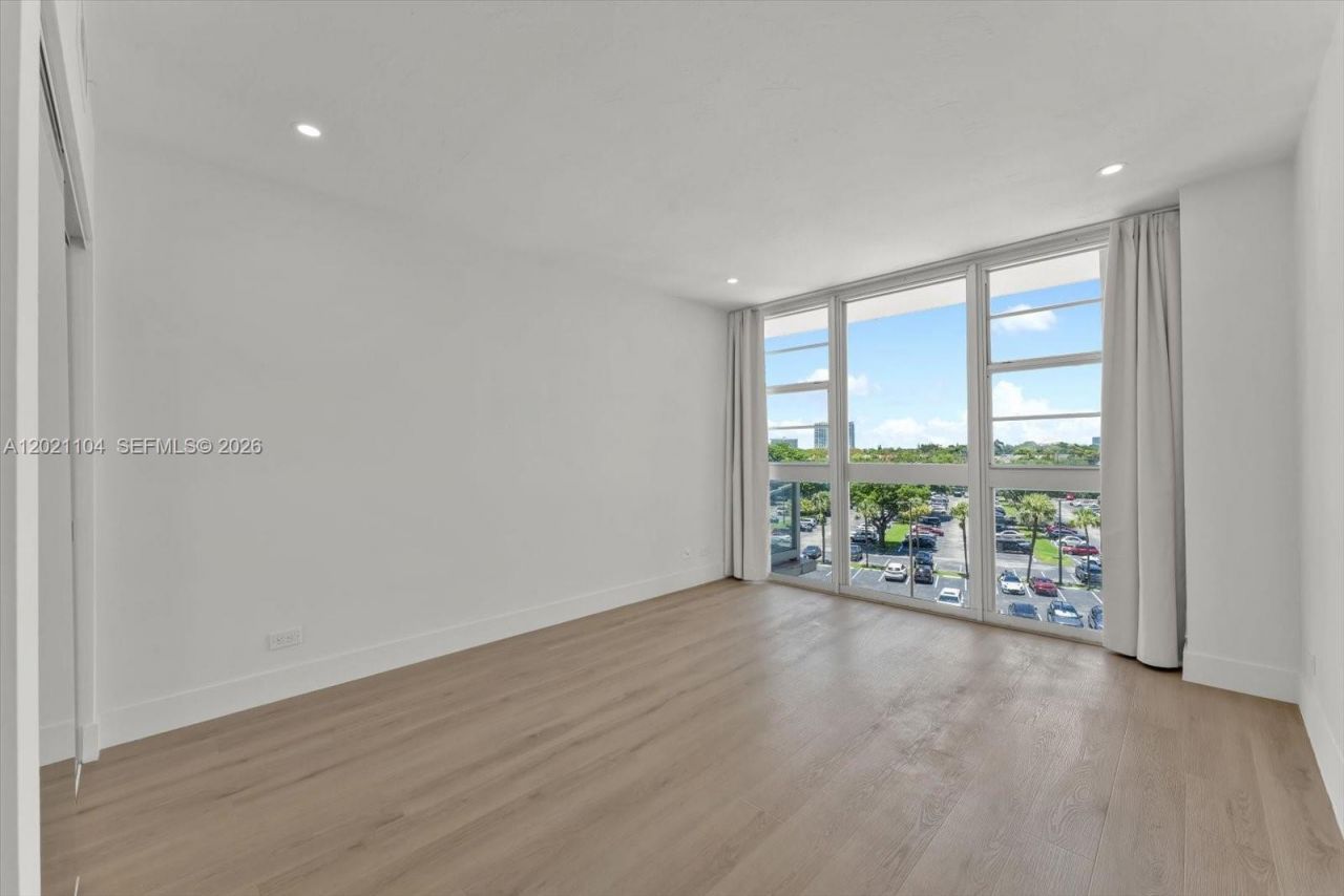 2451 Brickell Ave , Unit 6N, Miami, FL 33129 Photo