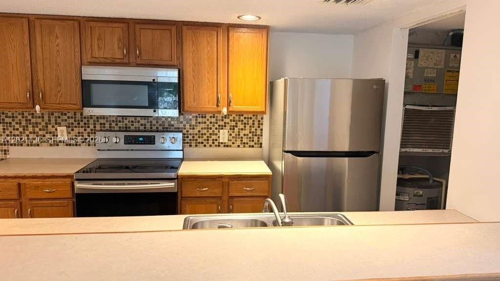 9909 Westwood Dr, Unit 23-1, Tamarac, FL 33321 Photo