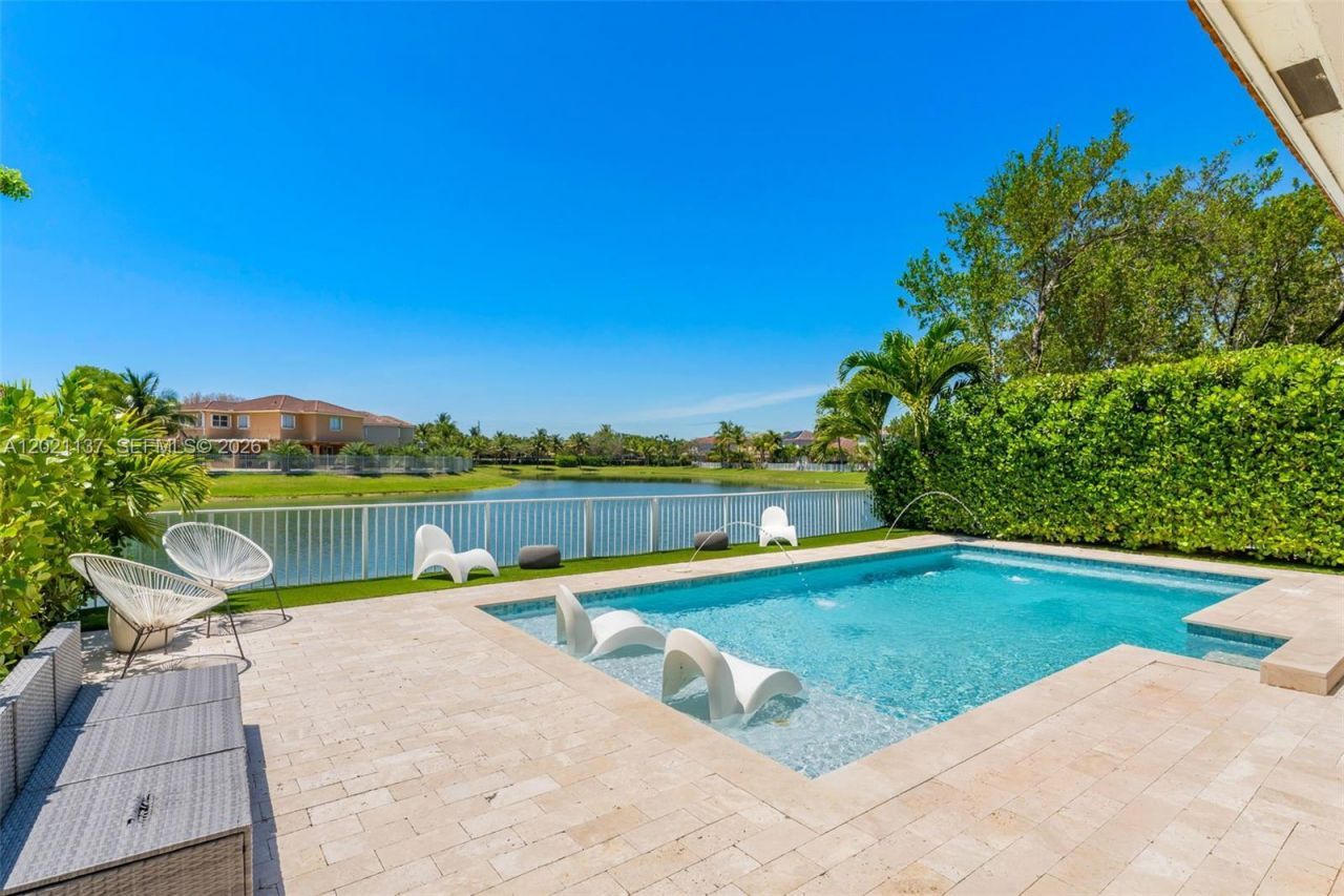9024 SW 206th St, Cutler Bay, FL 33189 Photo