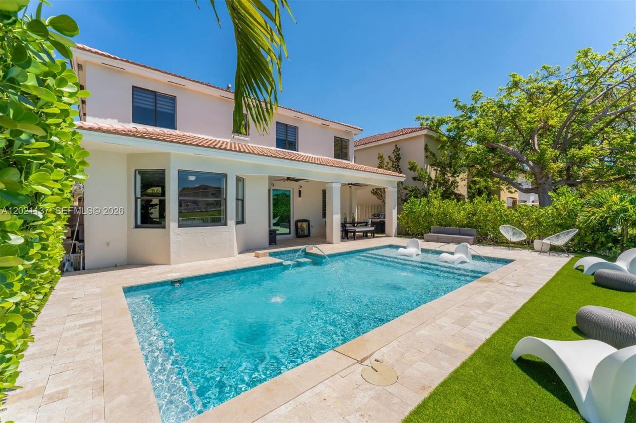9024 SW 206th St, Cutler Bay, FL 33189 Photo