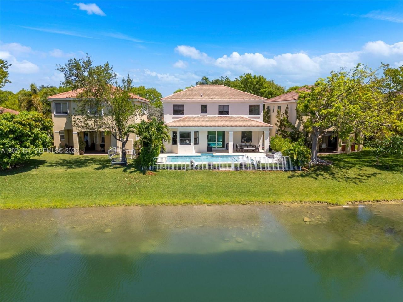 9024 SW 206th St, Cutler Bay, FL 33189 Photo