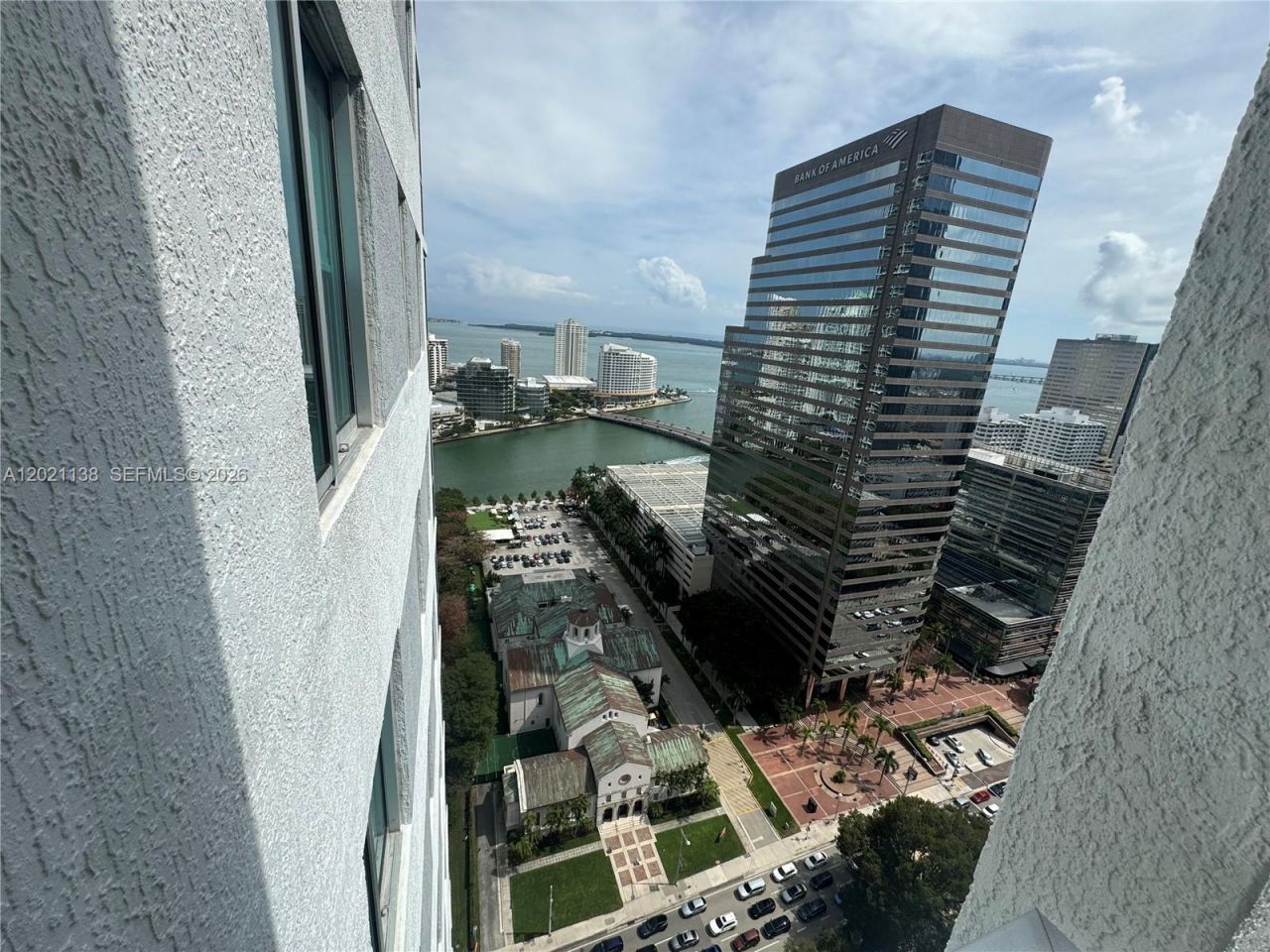 500 Brickell Ave , Unit 3204, Miami, FL 33131 Photo