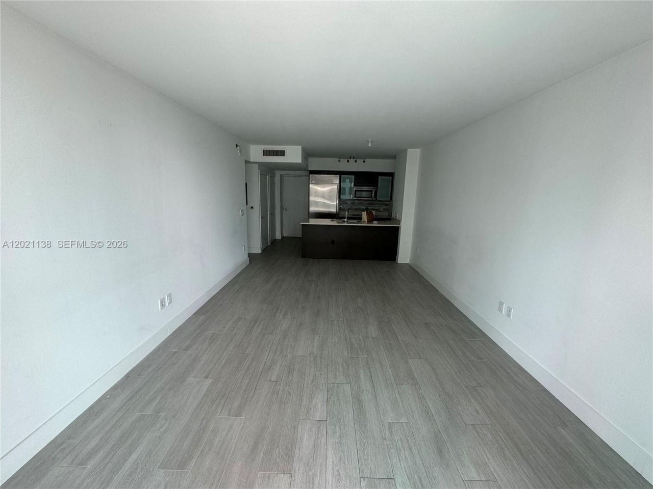 500 Brickell Ave , Unit 3204, Miami, FL 33131 Photo