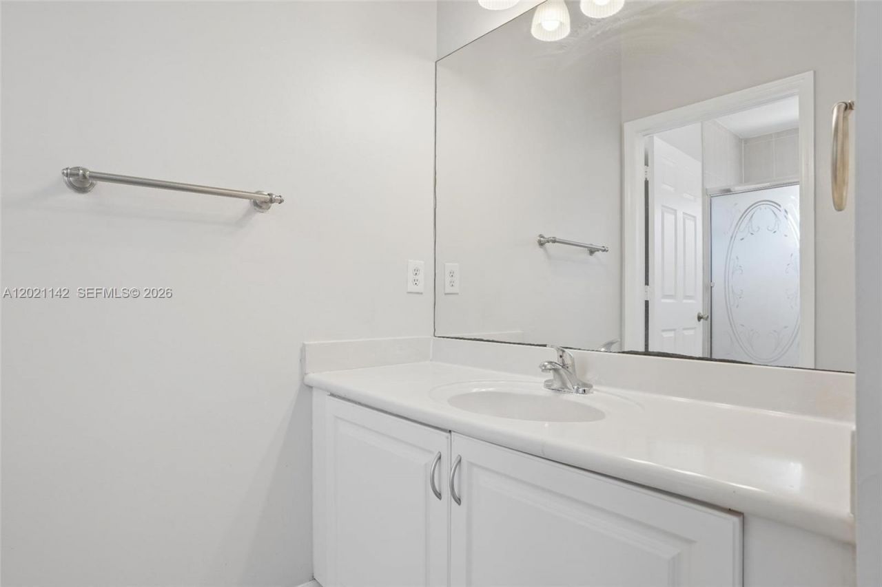 8351 SW 124th Ave, Unit 106, Miami, FL 33183 Photo