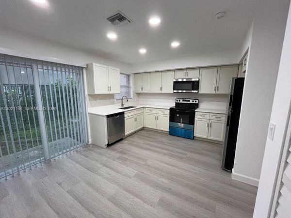 11461 NW 43rd St , Unit A, Coral Springs, FL 33065
