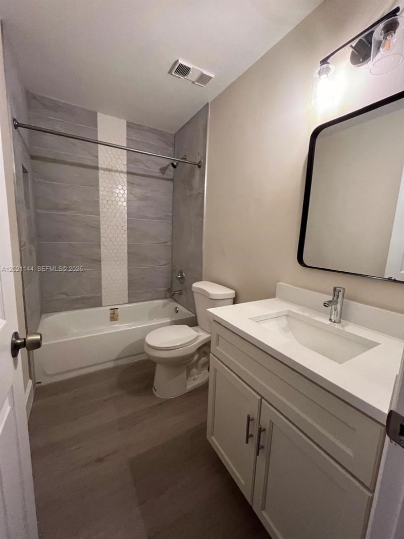 11461 NW 43rd St , Unit A, Coral Springs, FL 33065 Photo