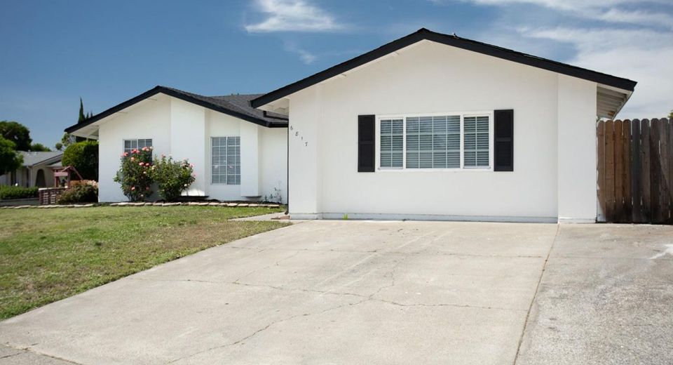 6817 Sandrock, Sacramento, CA 95828 Photo
