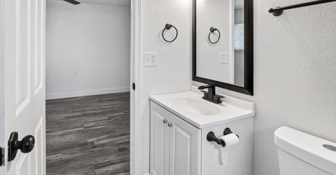 6817 Sandrock, Sacramento, CA 95828 Photo