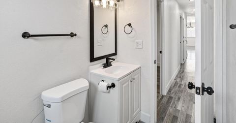 6817 Sandrock, Sacramento, CA 95828 Photo